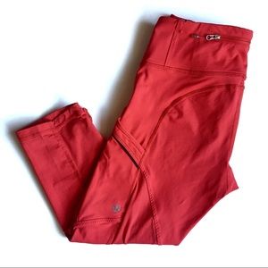 Lululemon red crop legging with pockets- size 4